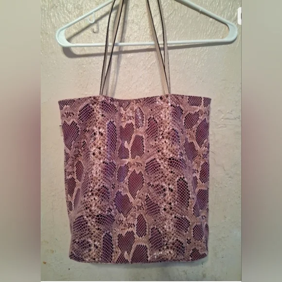 Stylish Snake Print Tote Bag - Picture 2 of 2